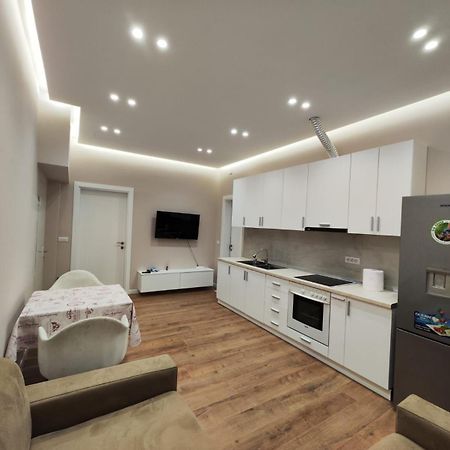 Pandora'S Box Apartament 티라나 외부 사진