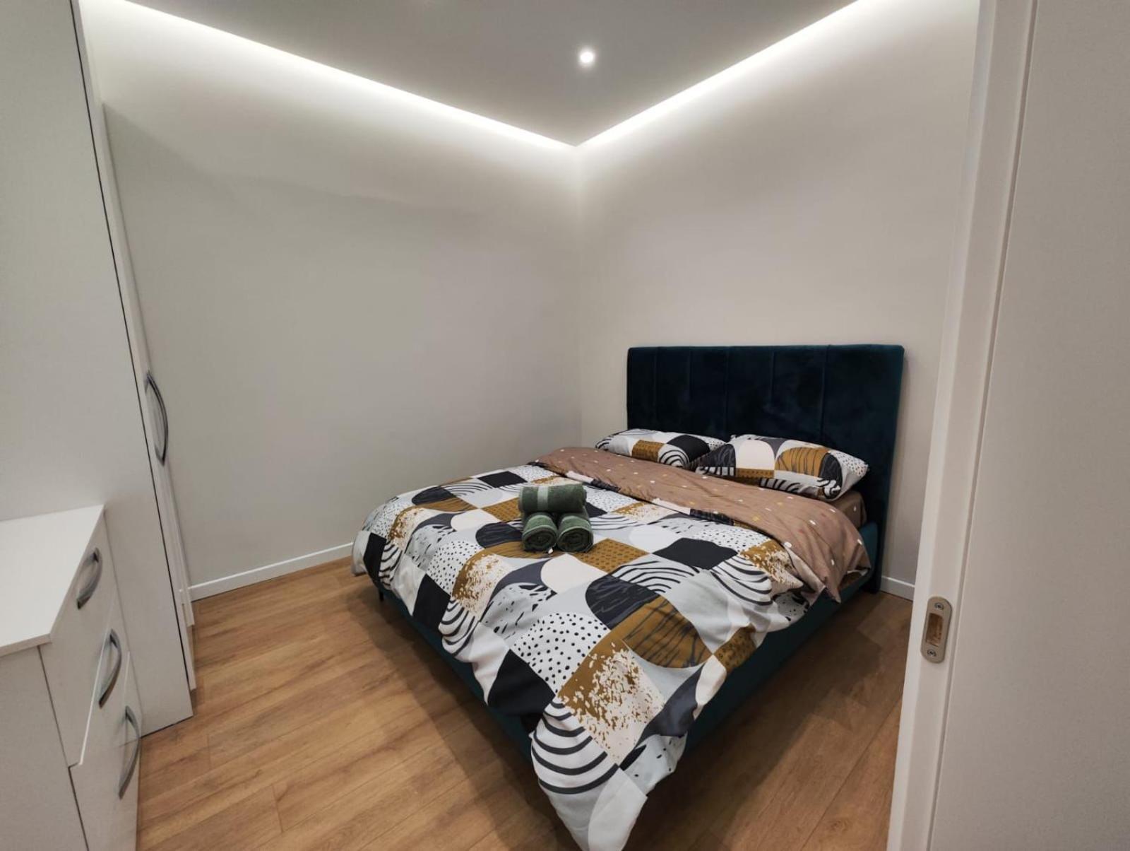 Pandora'S Box Apartament 티라나 외부 사진